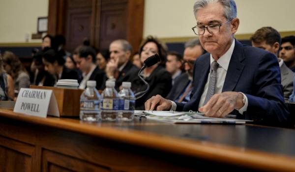 FOMC چه زمانی و چند بار در سال تشکیل جلسه می‌دهد؟
